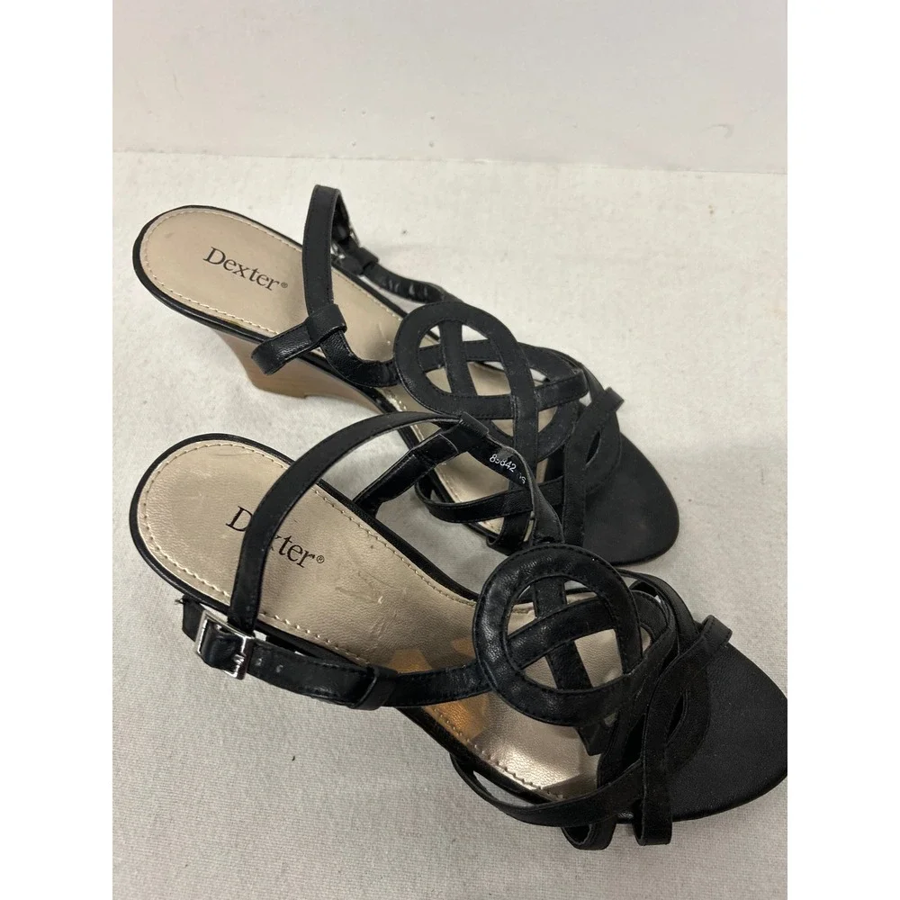 Dexter vintage women